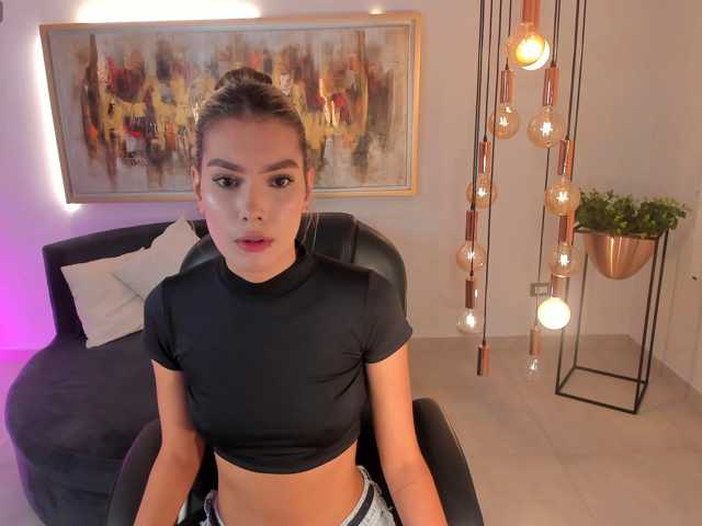 NiaSalvatore live cam on BongaCams