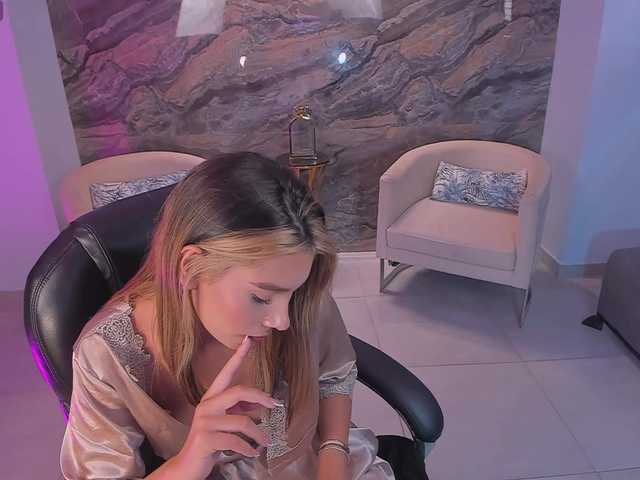 NiaSalvatore live cam on BongaCams
