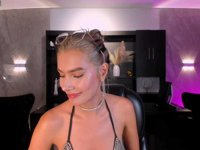 NiaSalvatore live cam on BongaCams
