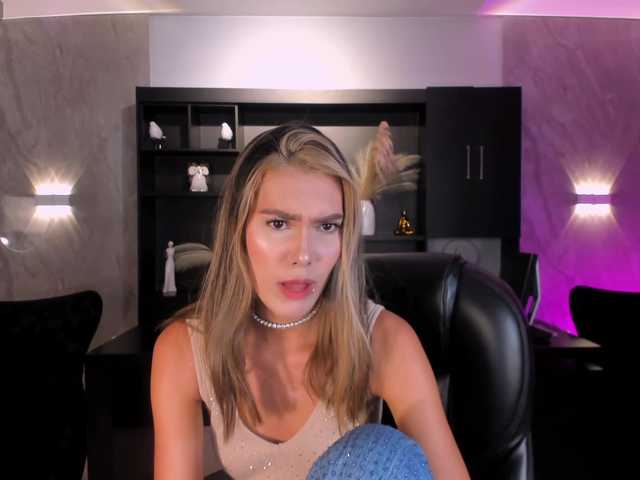 NiaSalvatore live cam on BongaCams