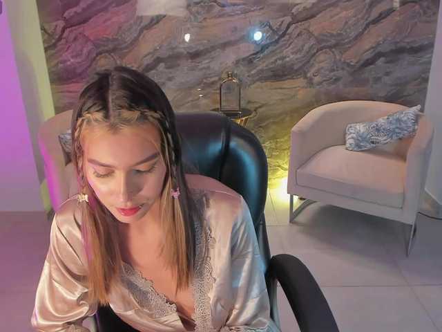 NiaSalvatore live cam on BongaCams