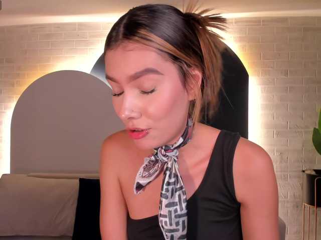 NiaSalvatore live cam on BongaCams