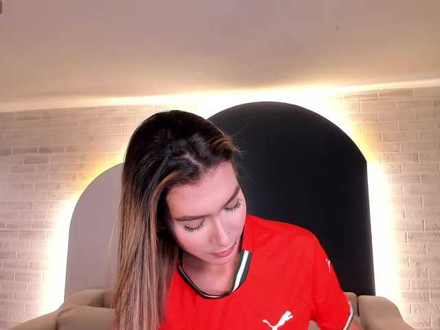 NiaSalvatore live cam on BongaCams