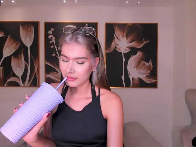 NiaSalvatore live cam on BongaCams
