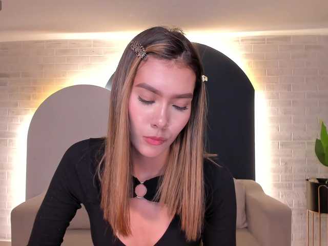 NiaSalvatore live cam on BongaCams