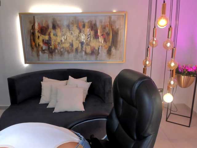 NiaSalvatore live cam on BongaCams