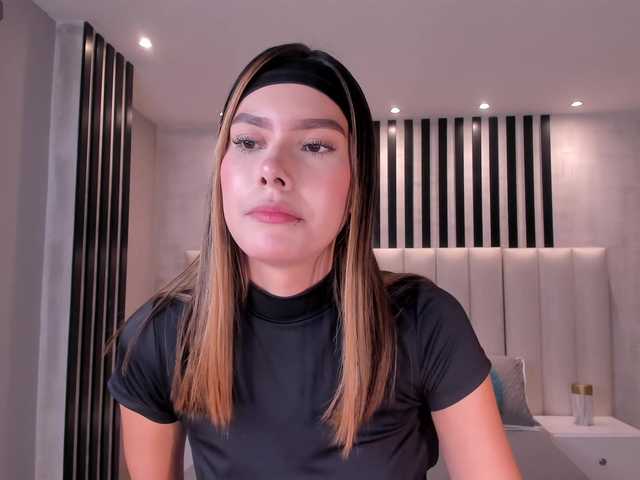 NiaSalvatore live cam on BongaCams