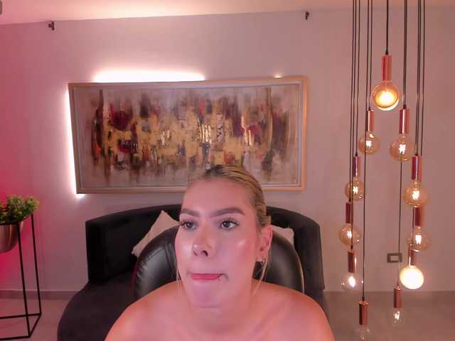 NiaSalvatore live cam on BongaCams