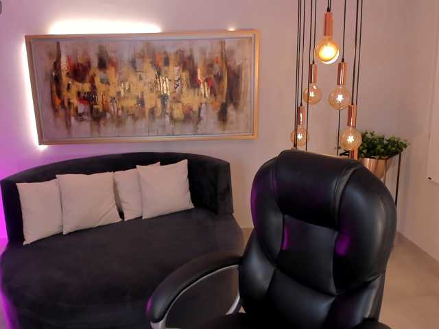 NiaSalvatore live cam on BongaCams