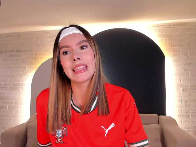NiaSalvatore live cam on BongaCams