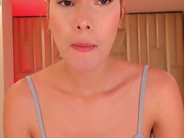 NiaSalvatore live cam on BongaCams
