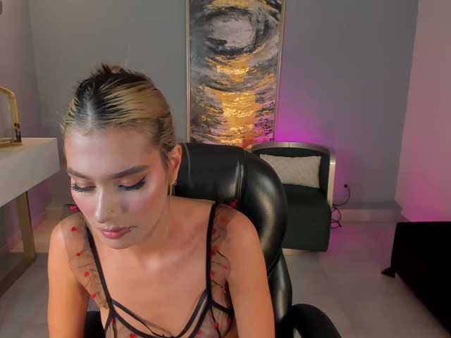 NiaSalvatore live cam on BongaCams