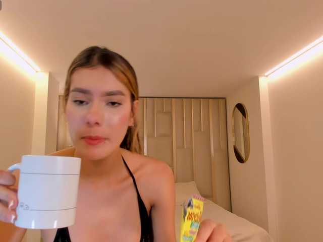 NiaSalvatore live cam on BongaCams