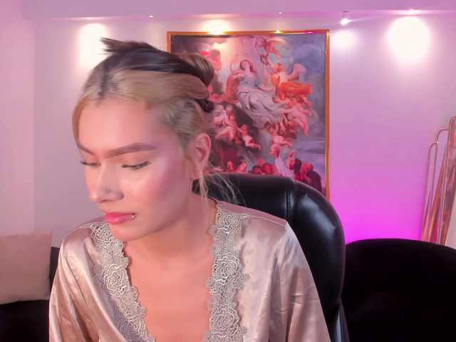 NiaSalvatore live cam on BongaCams