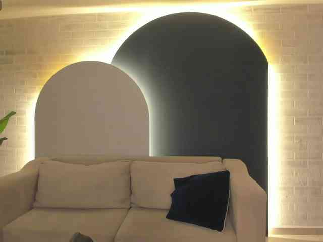 NiaSalvatore webcam