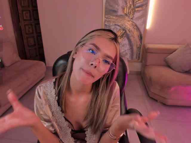 NiaSalvatore webcam