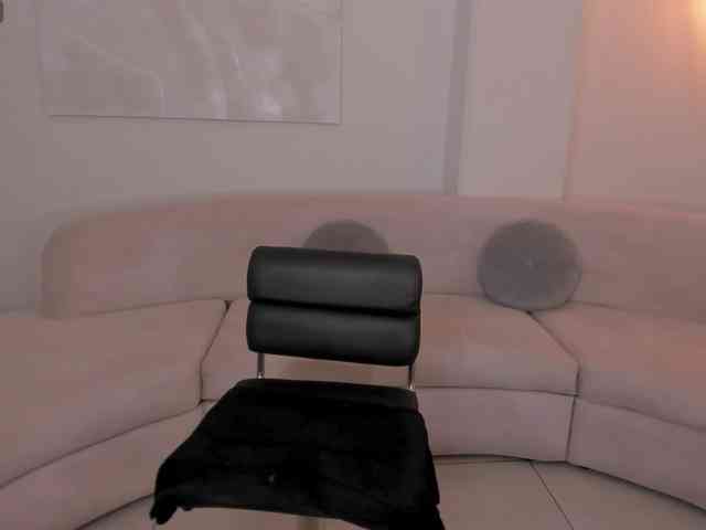 NiaSalvatore webcam
