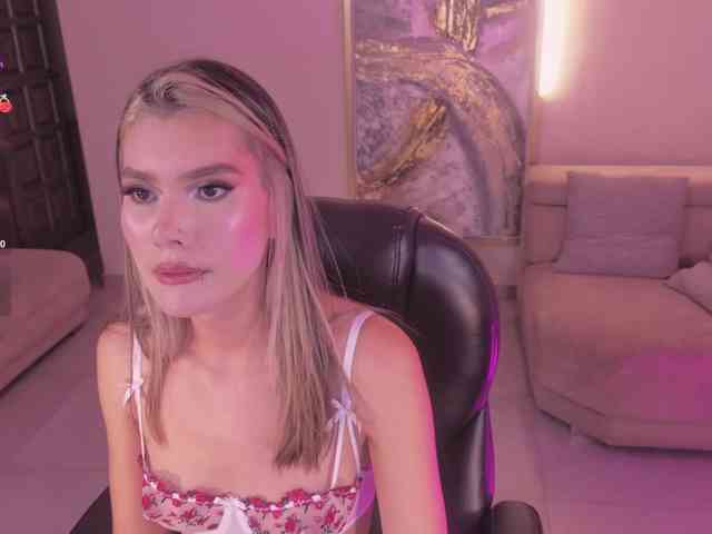 NiaSalvatore Live Webcam on BongaCams
