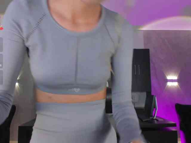 NiaSalvatore webcam