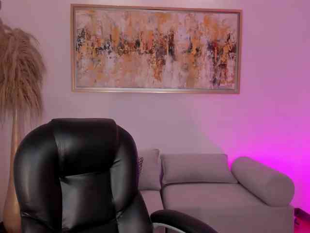 NiaSalvatore webcam