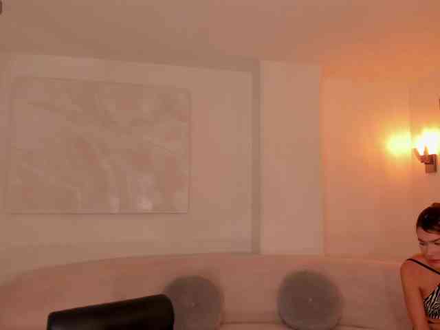 NiaSalvatore webcam