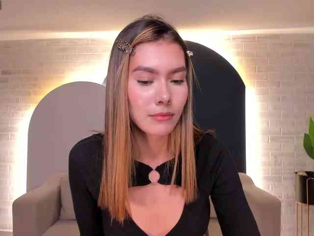 NiaSalvatore webcam