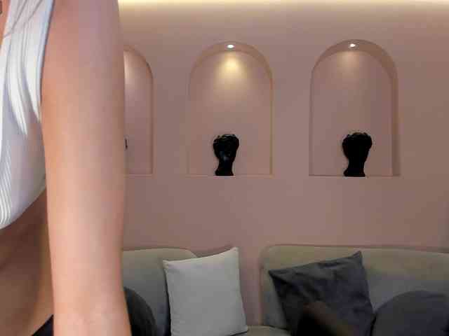 NiaSalvatore webcam
