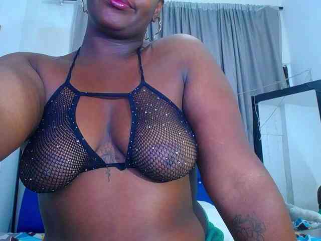 big-black-asss Live Webcam on BongaCams
