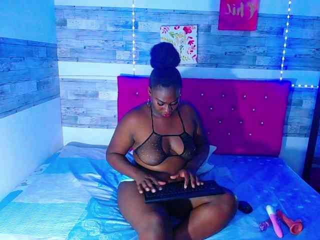 big-black-asss webcam