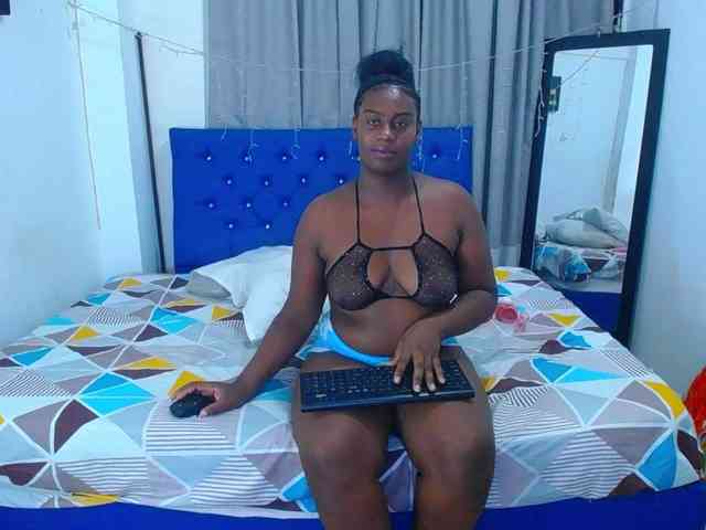 big-black-asss Live Webcam on BongaCams