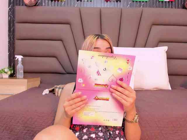 Ashley-Miller26 webcam