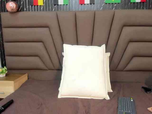 Ashley-Miller26 webcam