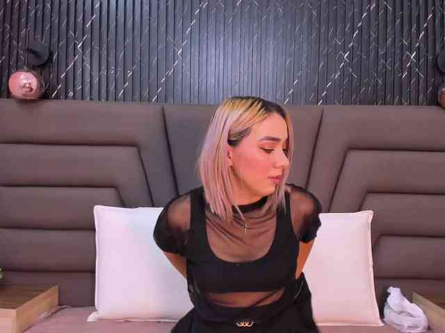 Ashley-Miller26 webcam