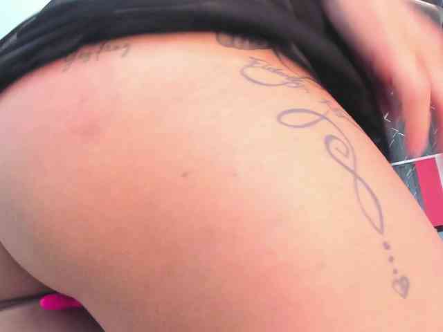 Ashley-Miller26 webcam