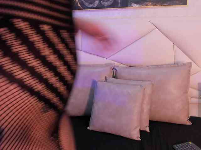 Ashley-Miller26 webcam