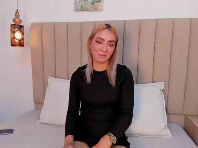 Ashley-Miller26 webcam