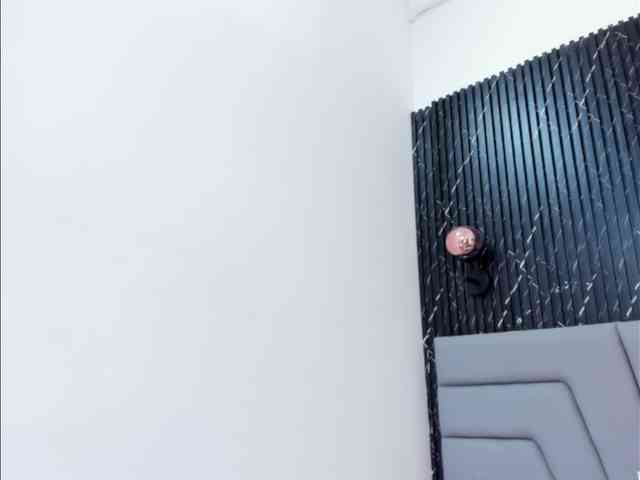 Ashley-Miller26 webcam