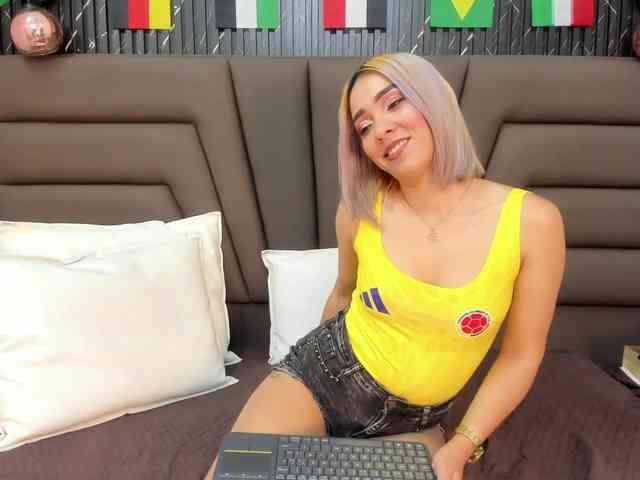 Ashley-Miller26 webcam
