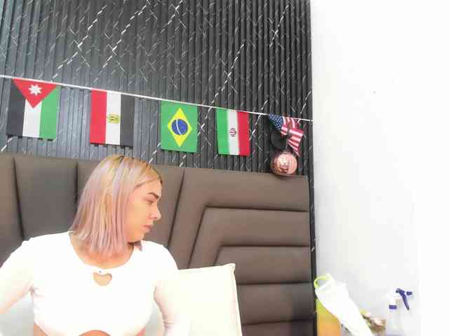 Ashley-Miller26 webcam