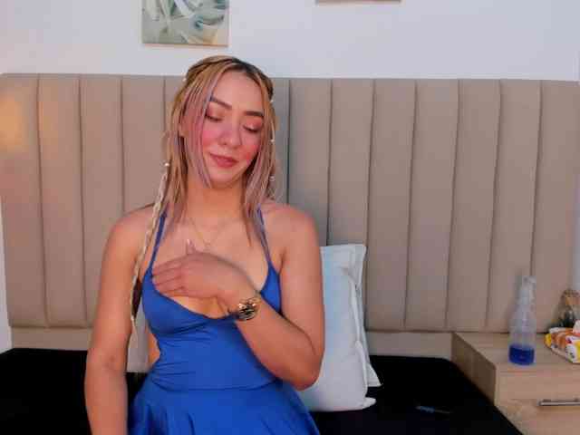 Ashley-Miller26 webcam