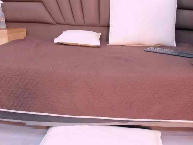 Ashley-Miller26 webcam