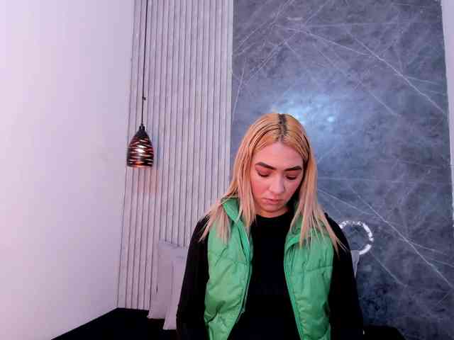 Ashley-Miller26 webcam