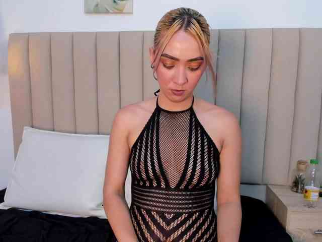 Ashley-Miller26 webcam