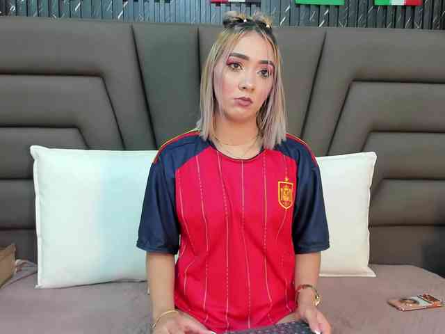 Ashley-Miller26 webcam