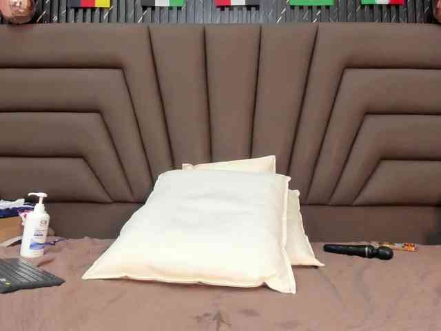Ashley-Miller26 webcam