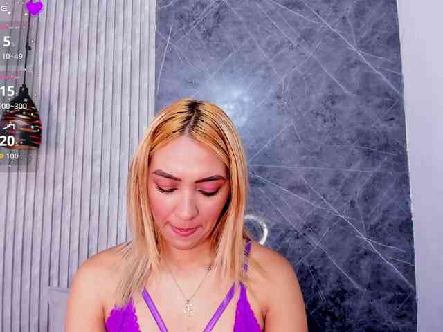 Ashley-Miller26 webcam