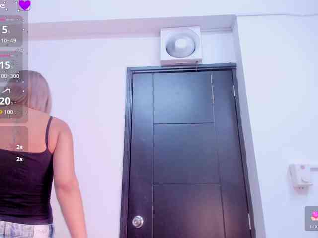 Ashley-Miller26 webcam