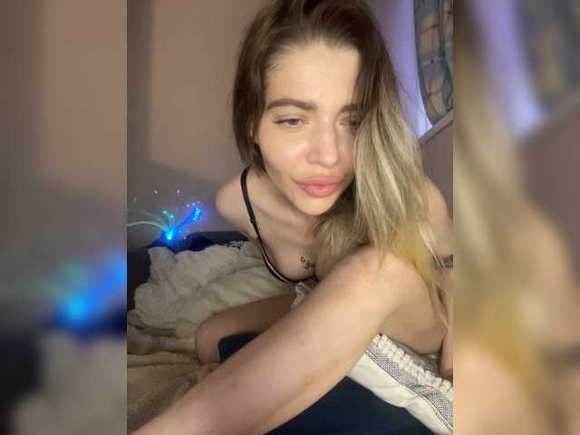 Sweet-Beauty live cam on BongaCams