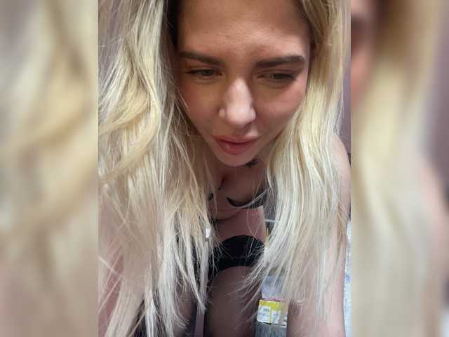 Sweet-Beauty live cam on BongaCams