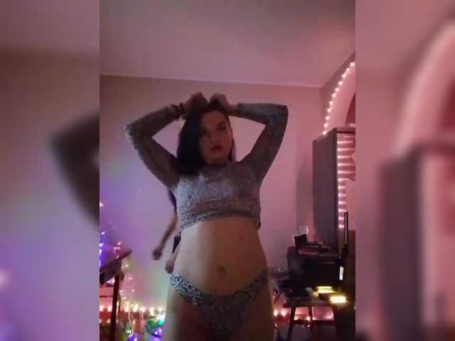 Laylay13's BongaCams profile